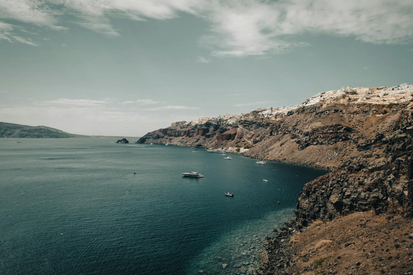 Santorini in June 2026: Peak Season Survival Guide