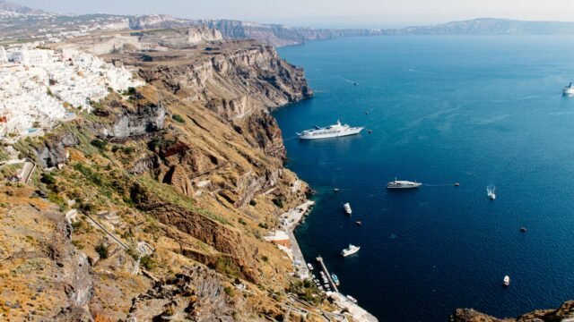 Santorini for Families 2026: Kid-Friendly Activities, Beaches & Accommodations