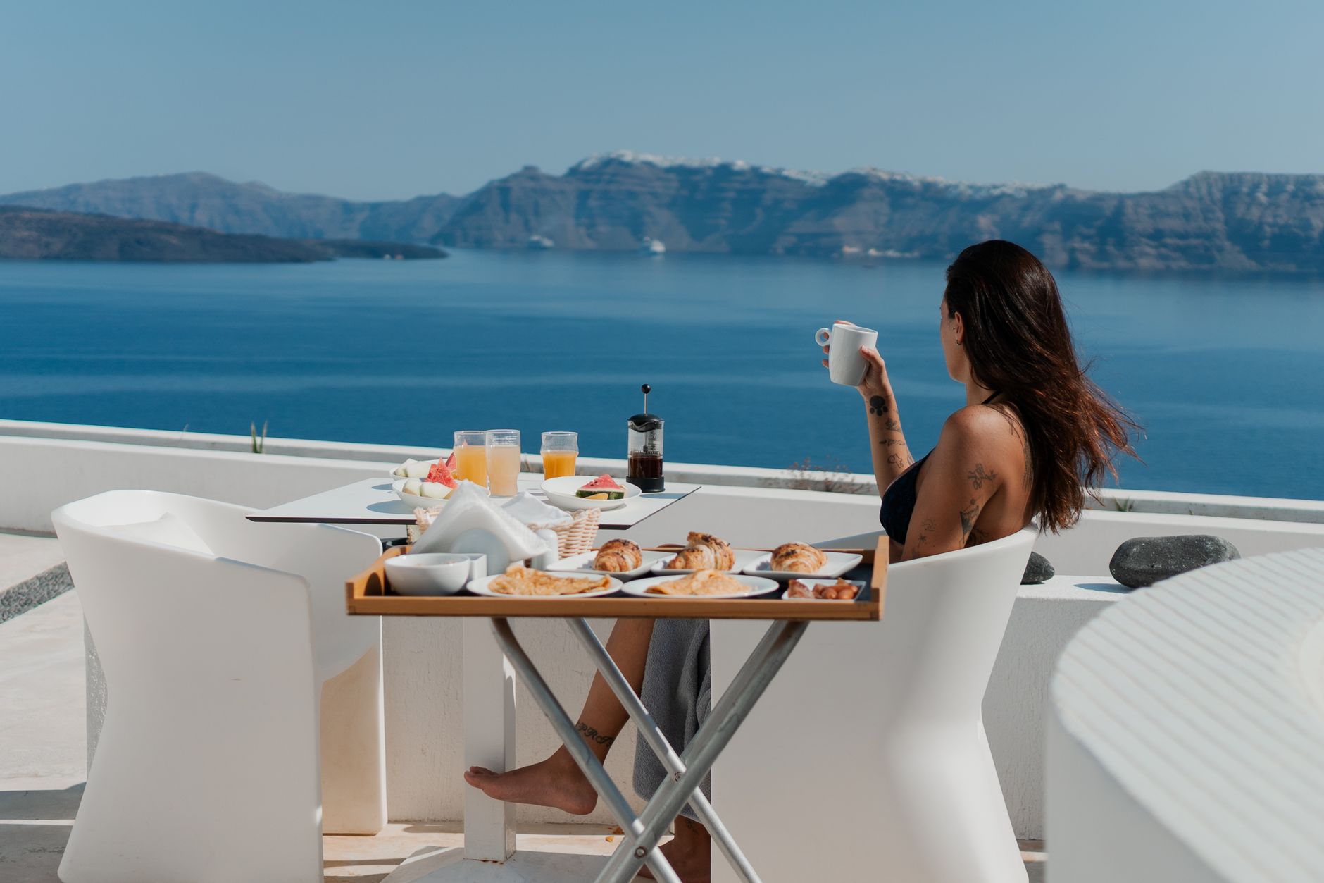 Santorini in August 2026: Most Crowded Month (But Worth It?)