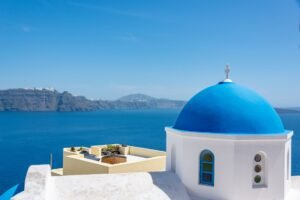 Planning a Wedding in Santorini 2026: Venues, Costs & Realistic Timeline